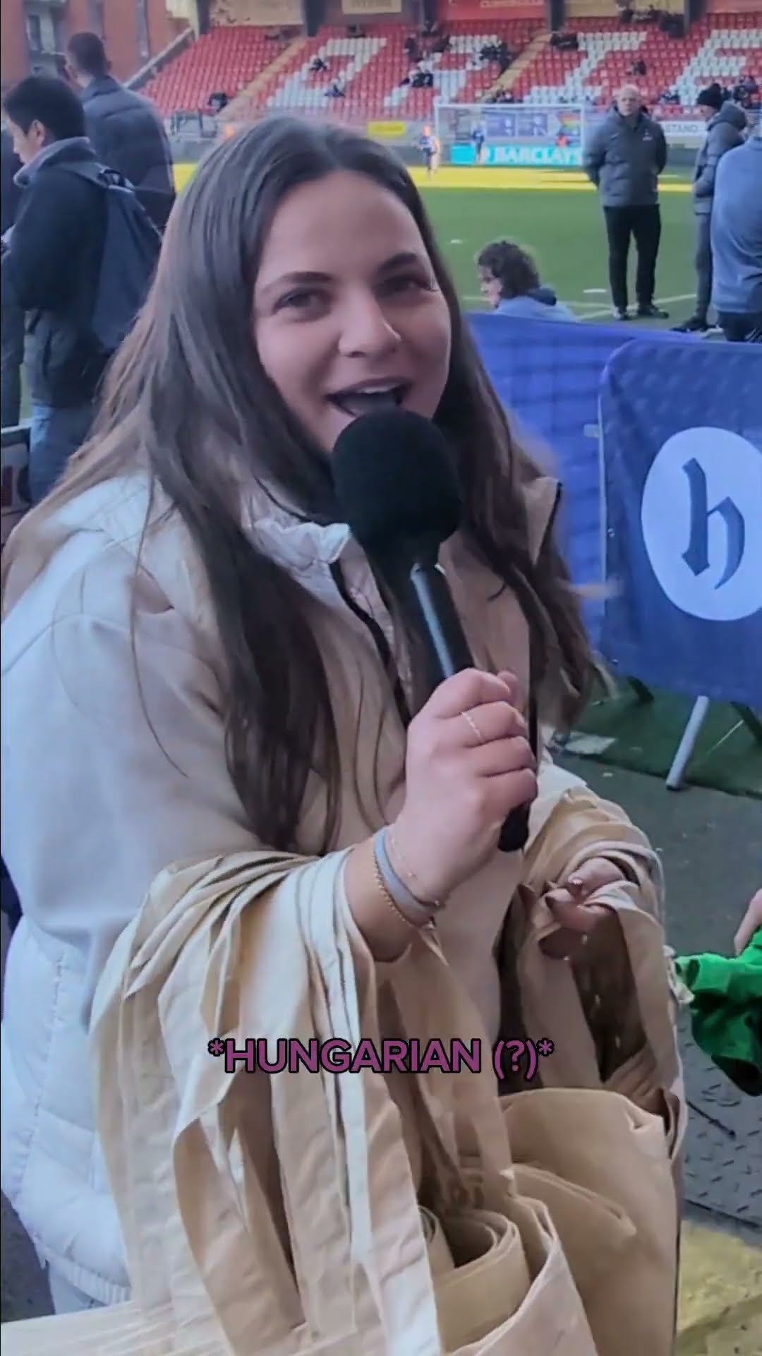 他都努力以 他都努力以