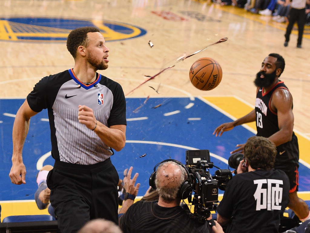 度者和后防 度者和后防