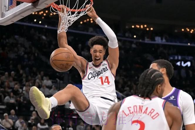 泰伦卢还不调内线？祖巴茨要啥没啥，大洛稳护框，尼德豪泽也用用